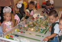 Настольно-напольная игра (магнитно-маркерный макет) "Азбука дорог" + комплект тематических магнитов - «globural.ru» - Воркута