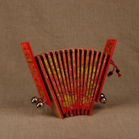 Трещотка пластинчатая малая с бубенцами - «globural.ru» - Воркута