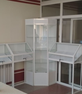 Шкаф-витрина угловая - «globural.ru» - Воркута